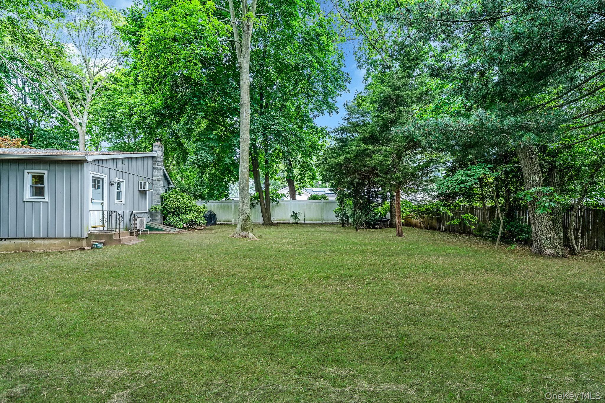 #6 photo, 7 1st Street, サフォーク郡 Nesconset , NY 11767