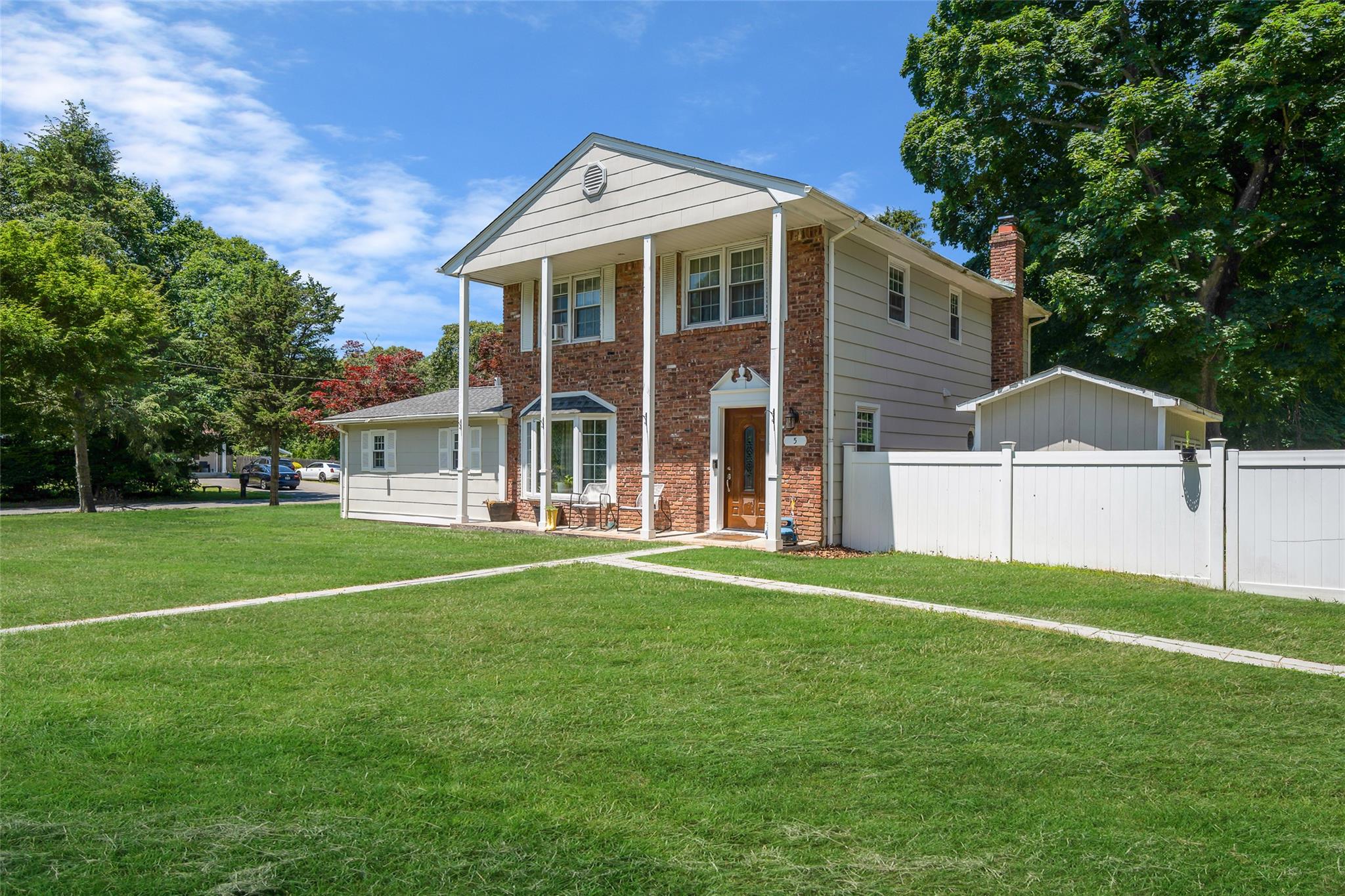 #2 photo, 5 Fox Road, サフォーク郡 Middle Island , NY 11953