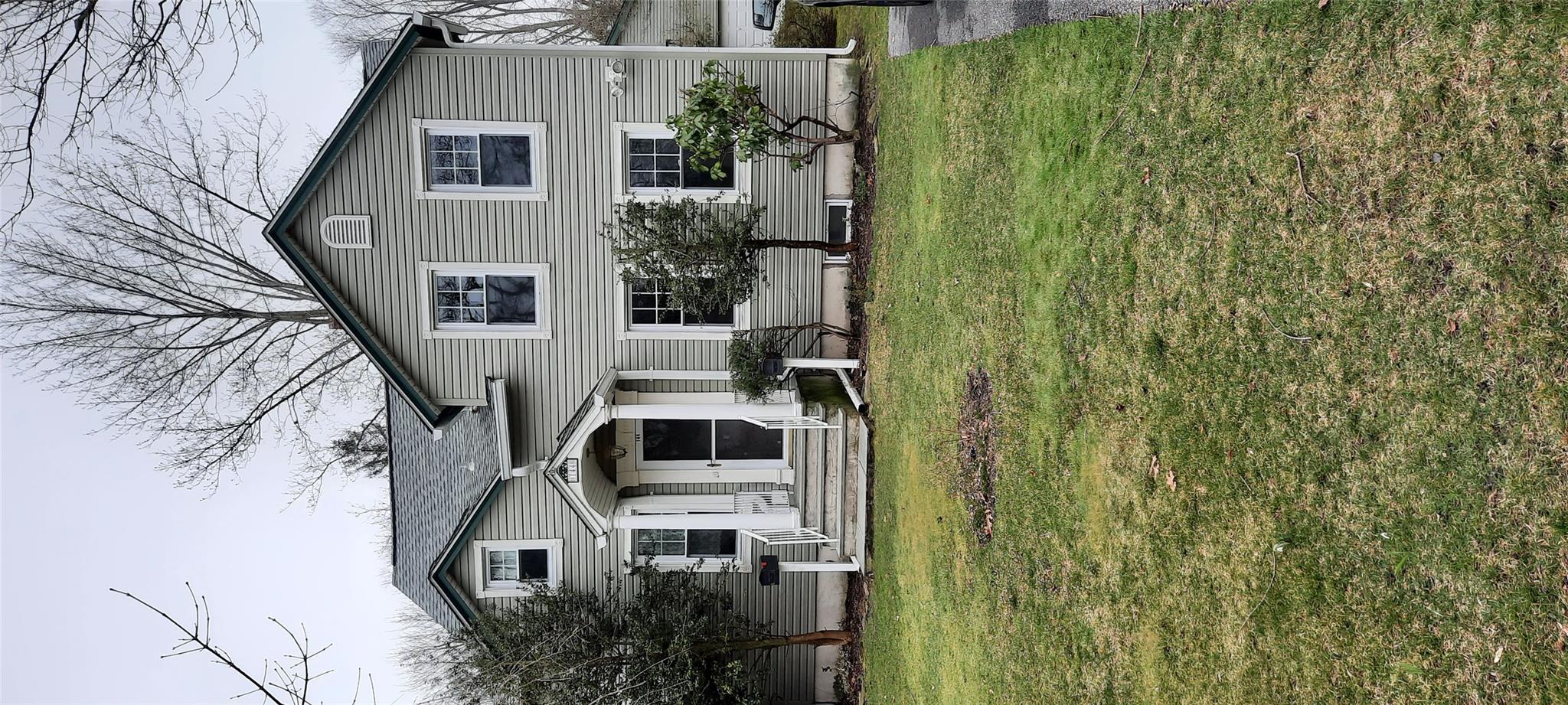 #1 photo, 144 Division Avenue, سوفولك West Sayville , NY 11796