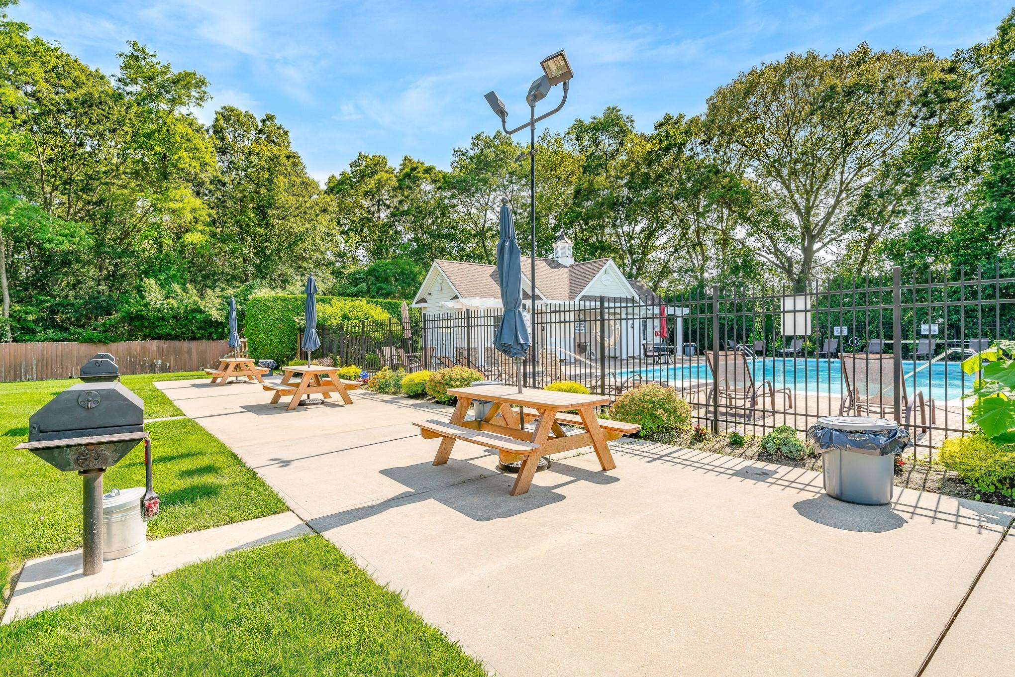 #18 photo, 460 Old Town Road, Port Jefferson Station , NY 11776