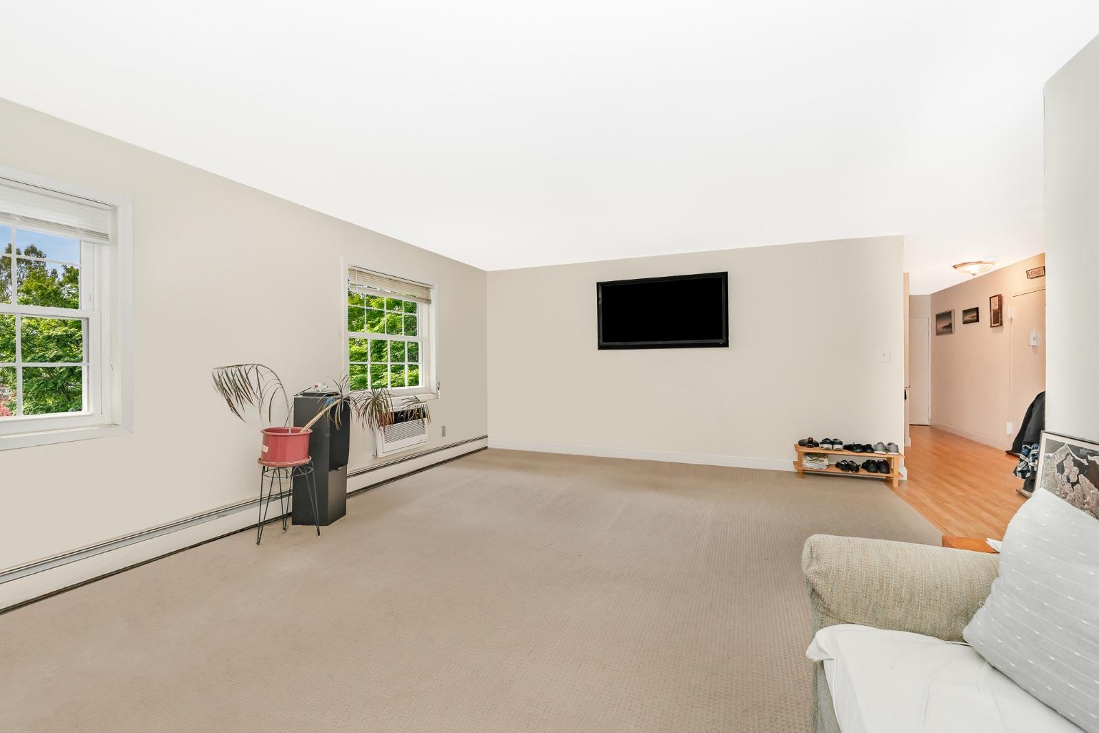 #4 photo, 460 Old Town Road, Port Jefferson Station , NY 11776