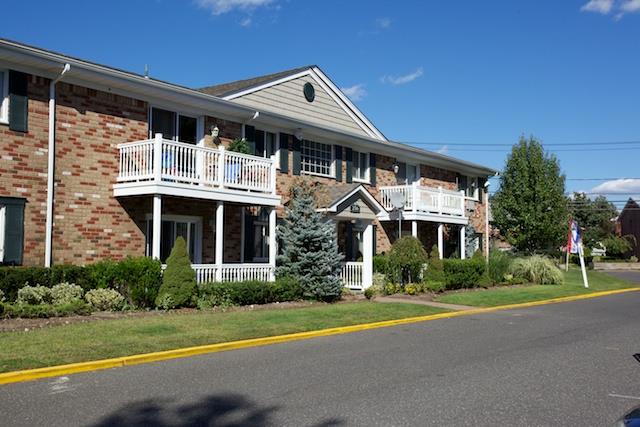 #1 photo, 196 Lakeland Avenue, 東長島 Sayville , NY 11782