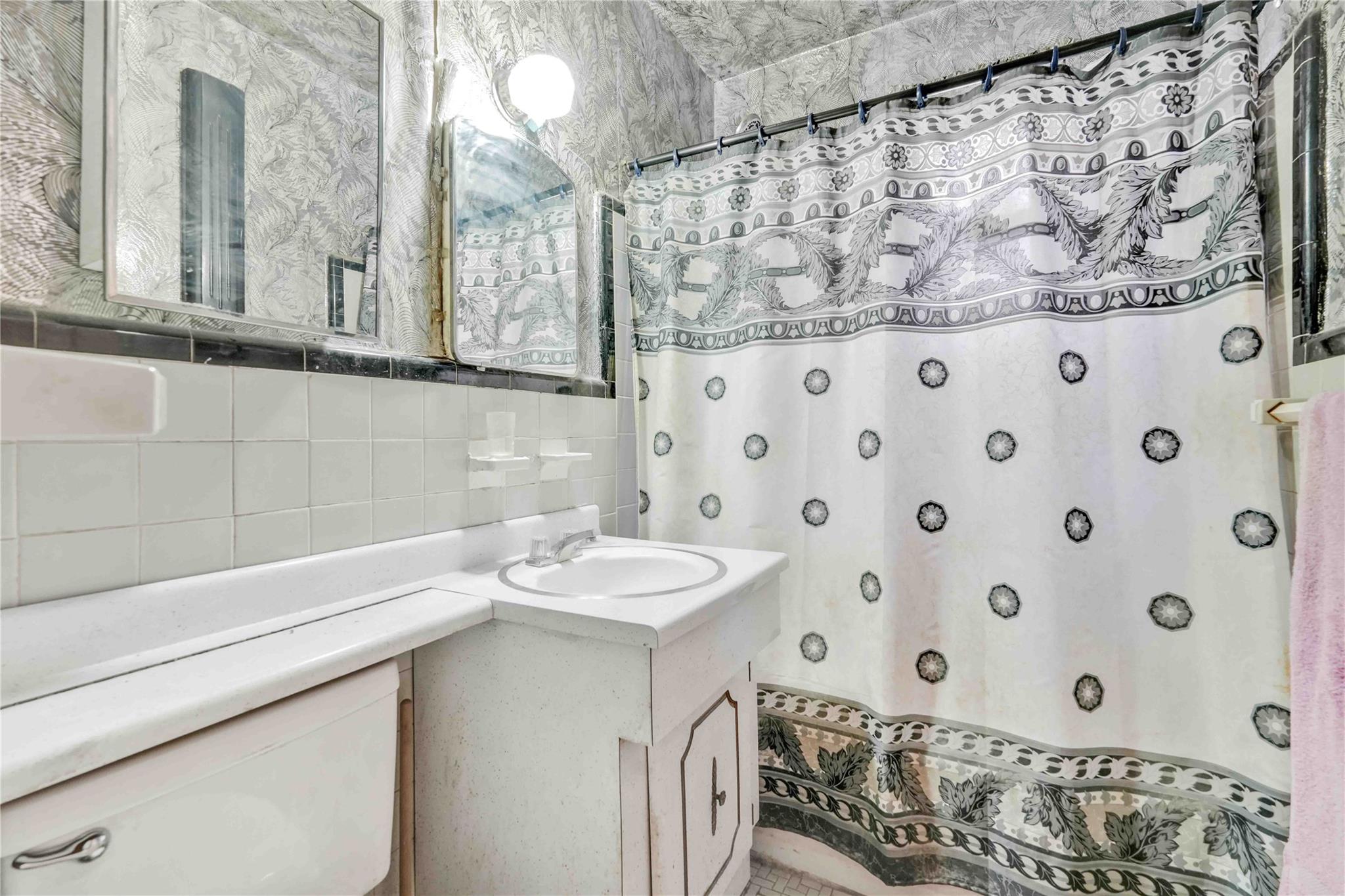 #20 photo, 26-20 141st Street, クイーンズ区 Flushing , NY 11354