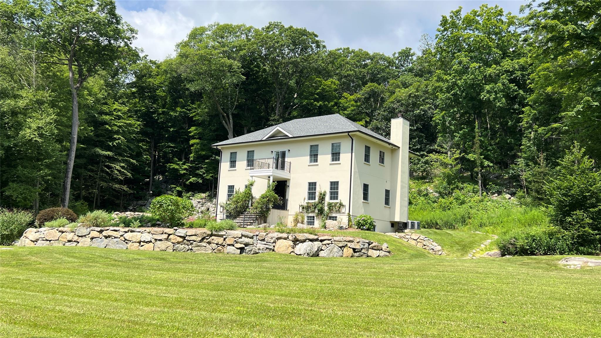 #2 photo, 33 Victoria Drive, Cold Spring , NY 10516