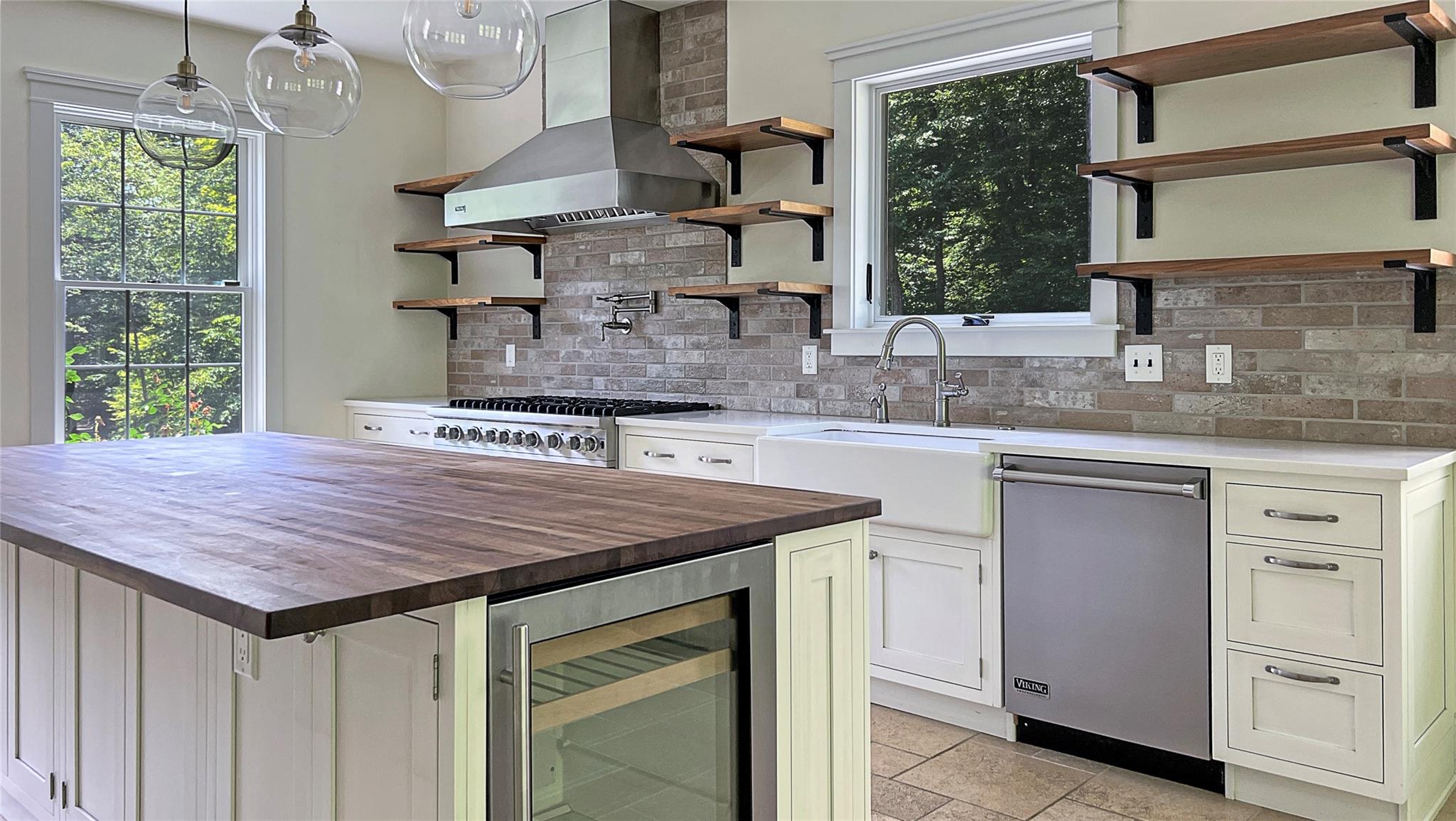 #3 photo, 33 Victoria Drive, Cold Spring , NY 10516