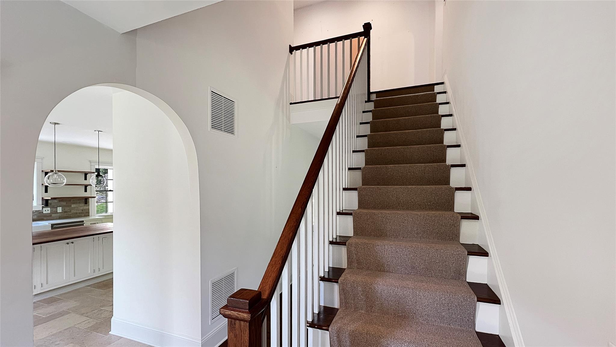 #7 photo, 33 Victoria Drive, Cold Spring , NY 10516