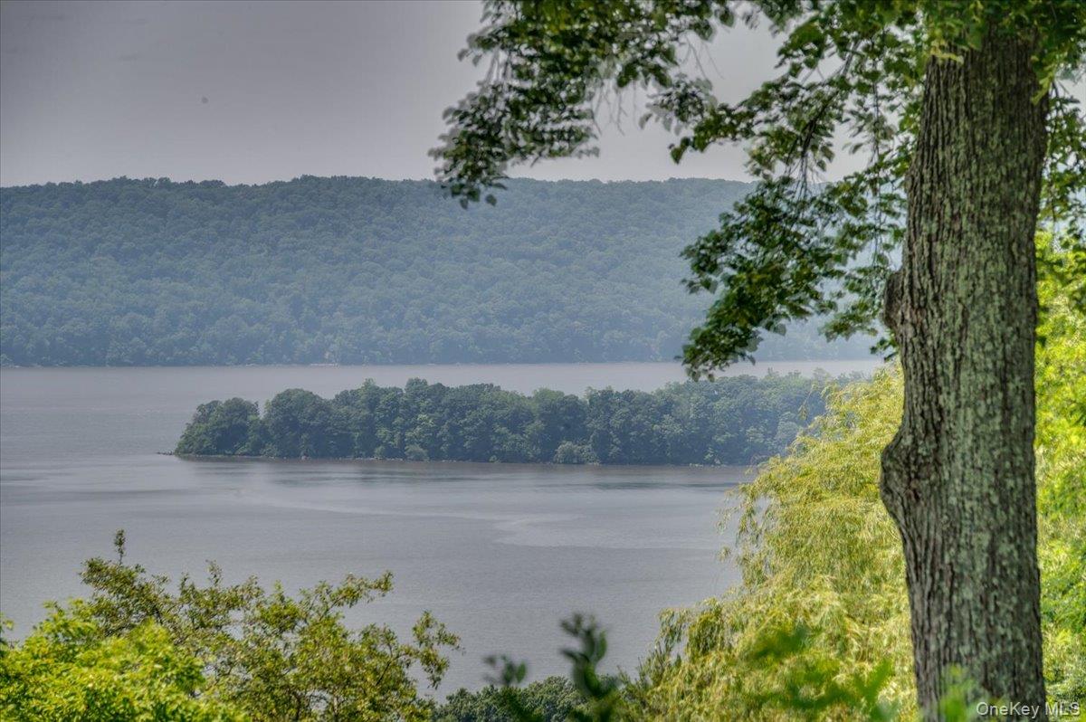 #20 photo, 9 Gualtiere Lane, Ossining , NY 10562