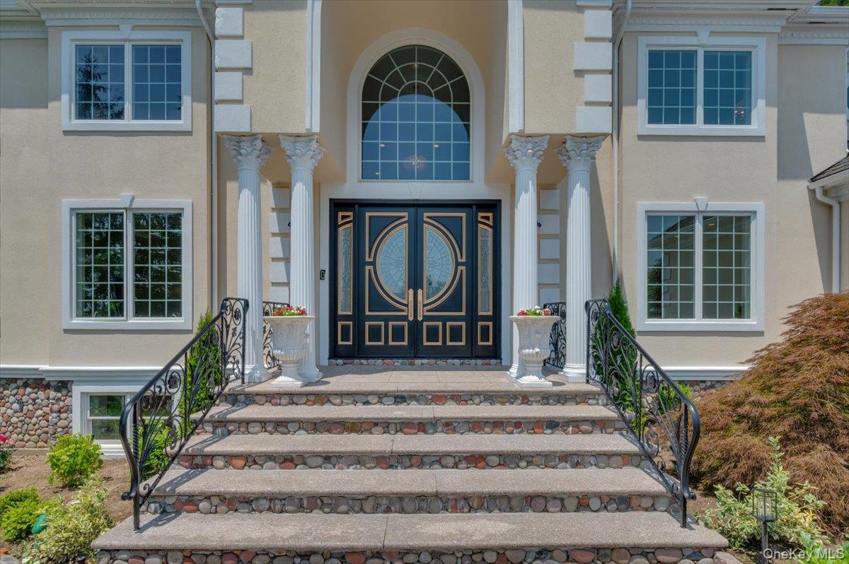 #3 photo, 9 Gualtiere Lane, Ossining , NY 10562