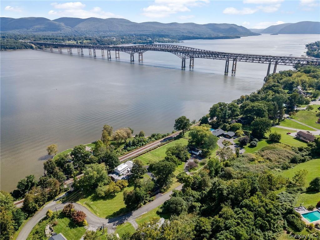 #2 photo, Commonwealth (Water Way), Newburgh , NY 12550