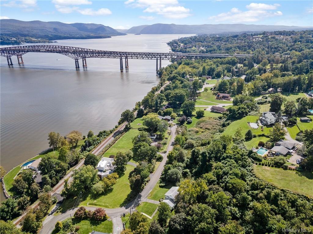 #3 photo, Commonwealth (Water Way), Newburgh , NY 12550