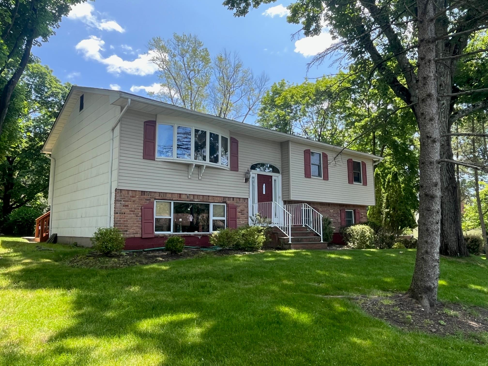 #1 photo, 45 Princeton Drive, Tappan , NY 10983