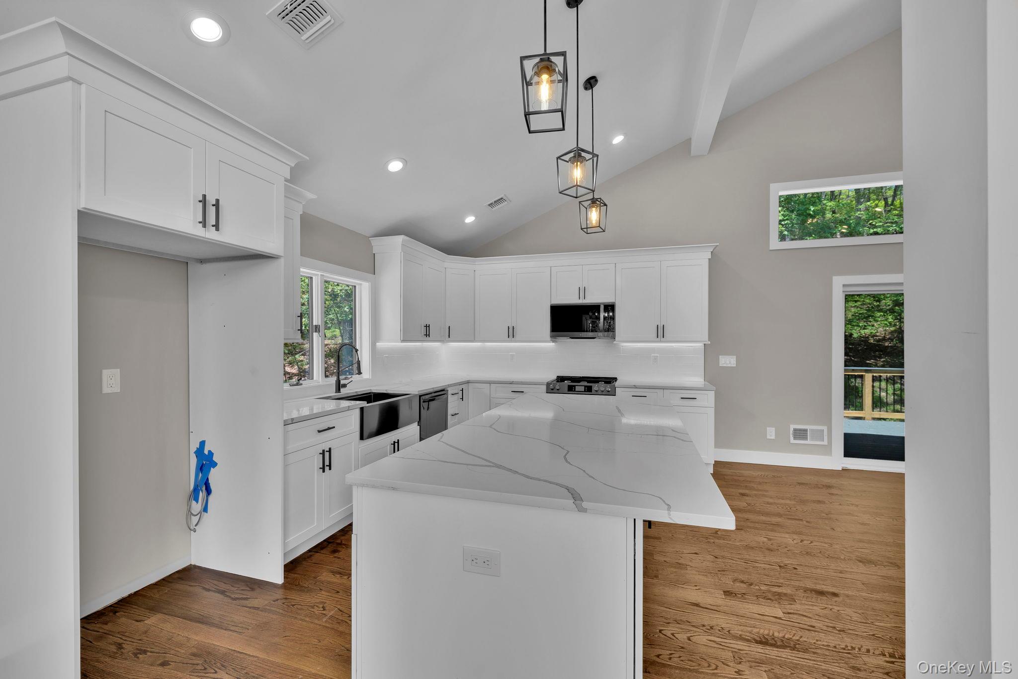 #11 photo, 226 Shawanga Lodge Road, Bloomingburg , NY 12721