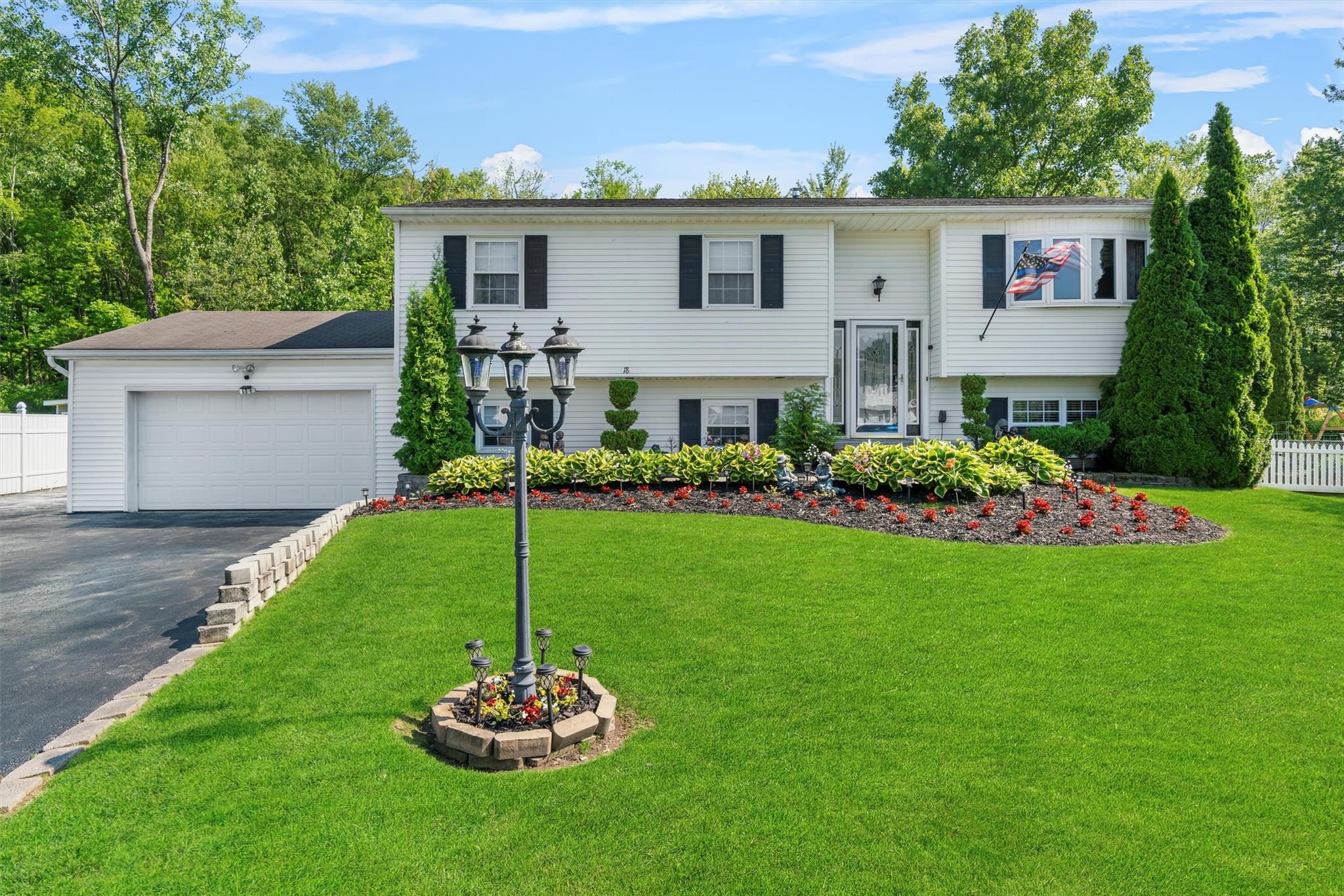 #1 photo, 18 Grant Drive, Monroe , NY 10950