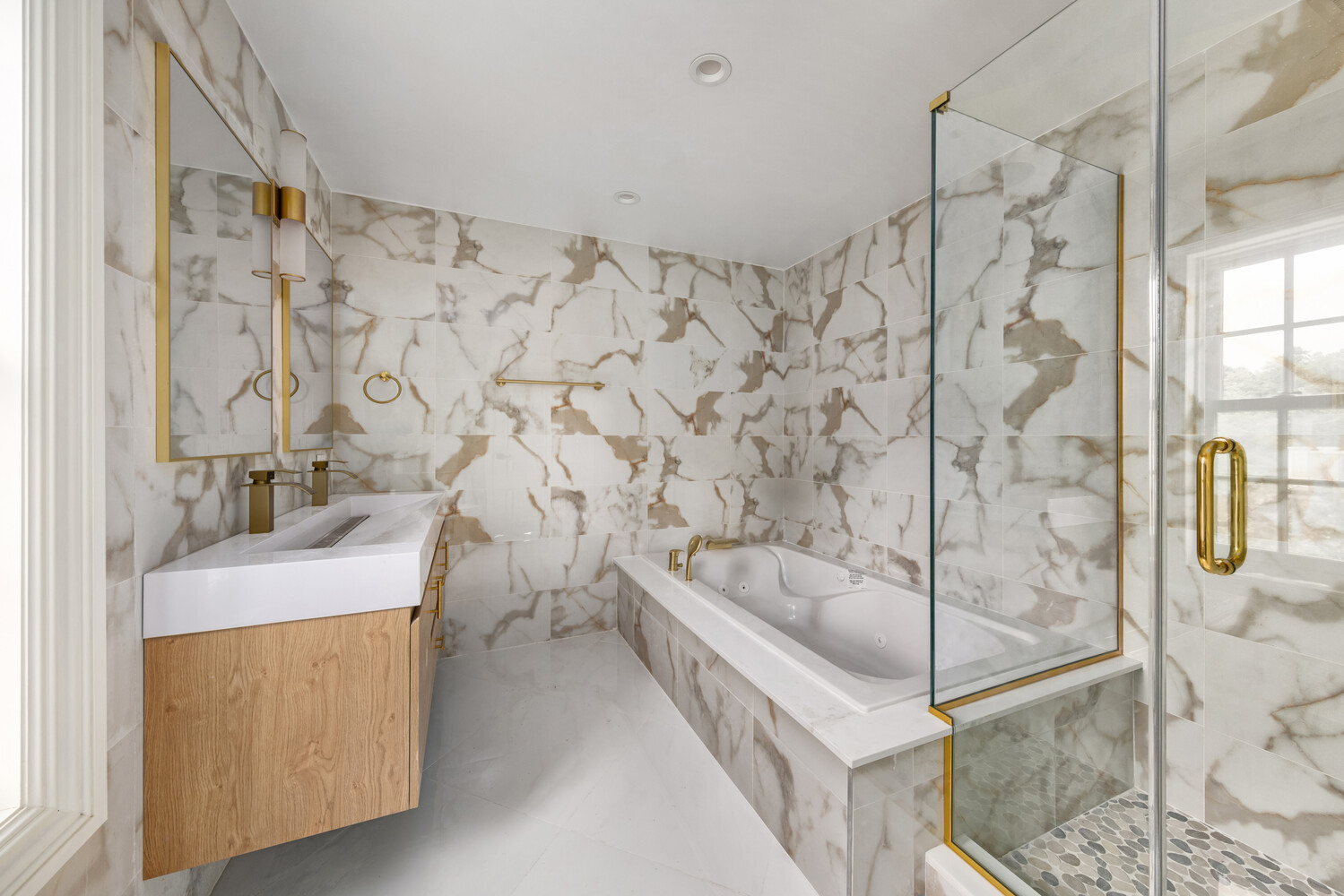 #16 photo, 233-25 38TH Drive, クイーンズ区 Douglaston , NY 11363