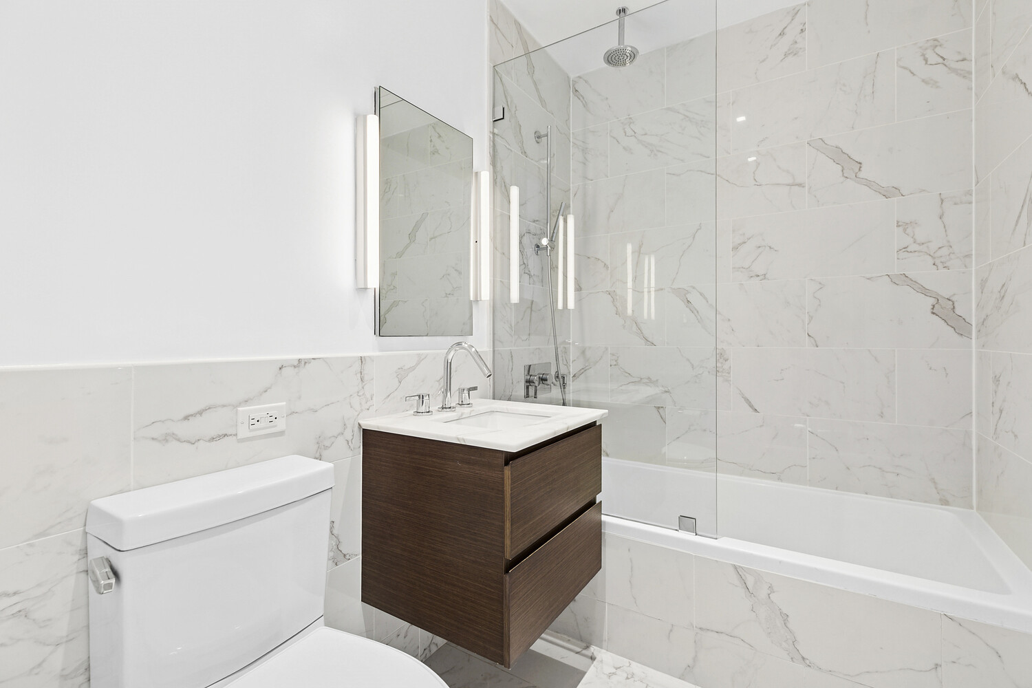 #8 photo, 325 LEXINGTON Avenue, マンハッタン Murray Hill , NY 10016