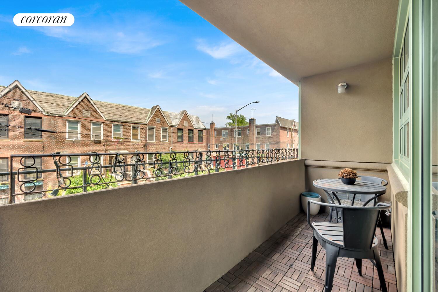 #1 photo, 19-19 24TH Avenue, クイーンズ区 Ditmars Steinway , NY 11102