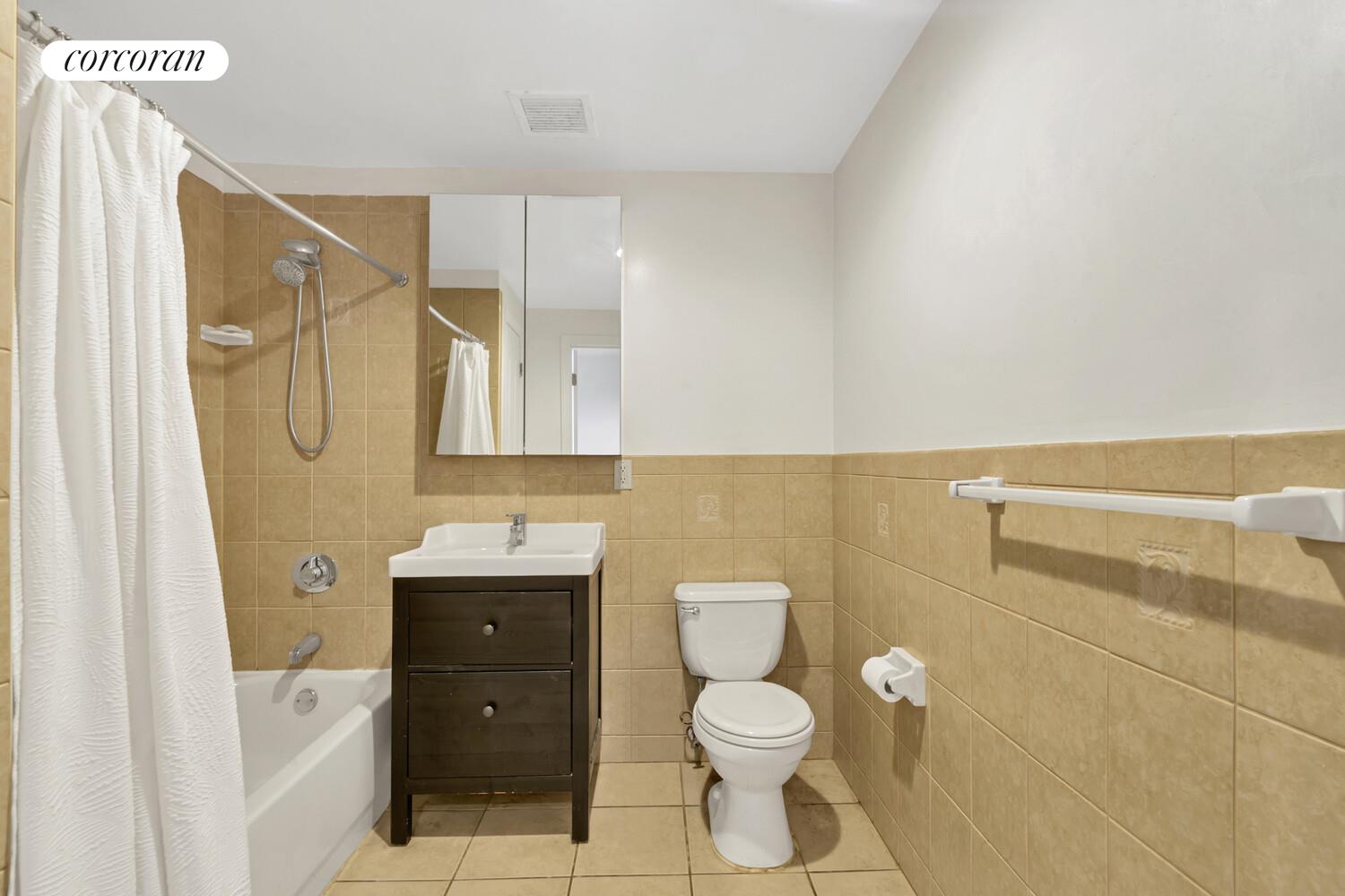 #9 photo, 19-19 24TH Avenue, クイーンズ区 Ditmars Steinway , NY 11102