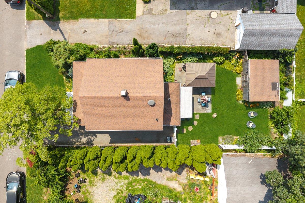 #1 photo, 19 Russell Street, ناسو Roslyn Heights , NY 11577