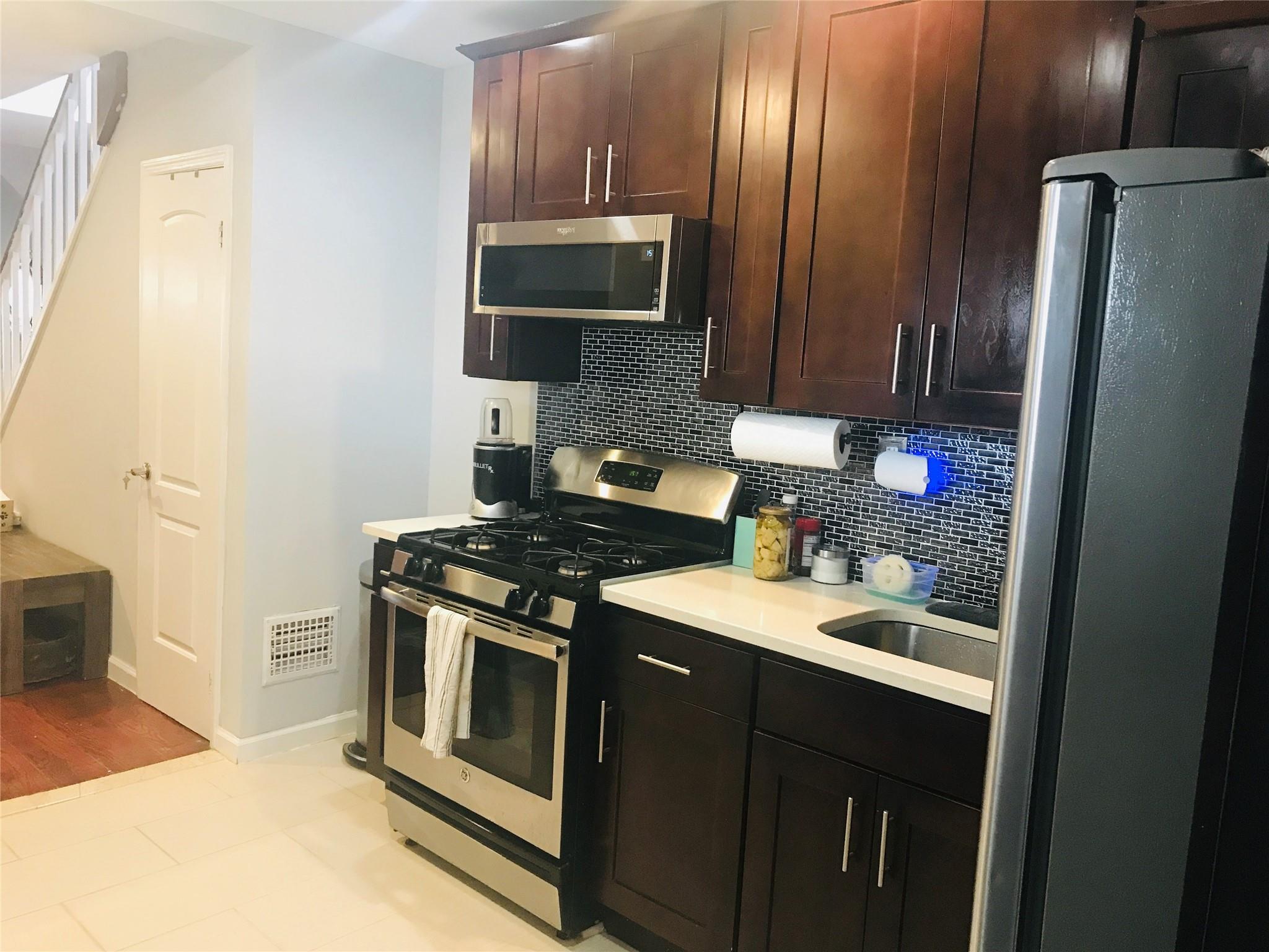 #4 photo, 92-38 77th Street, クイーンズ区 Woodhaven , NY 11421