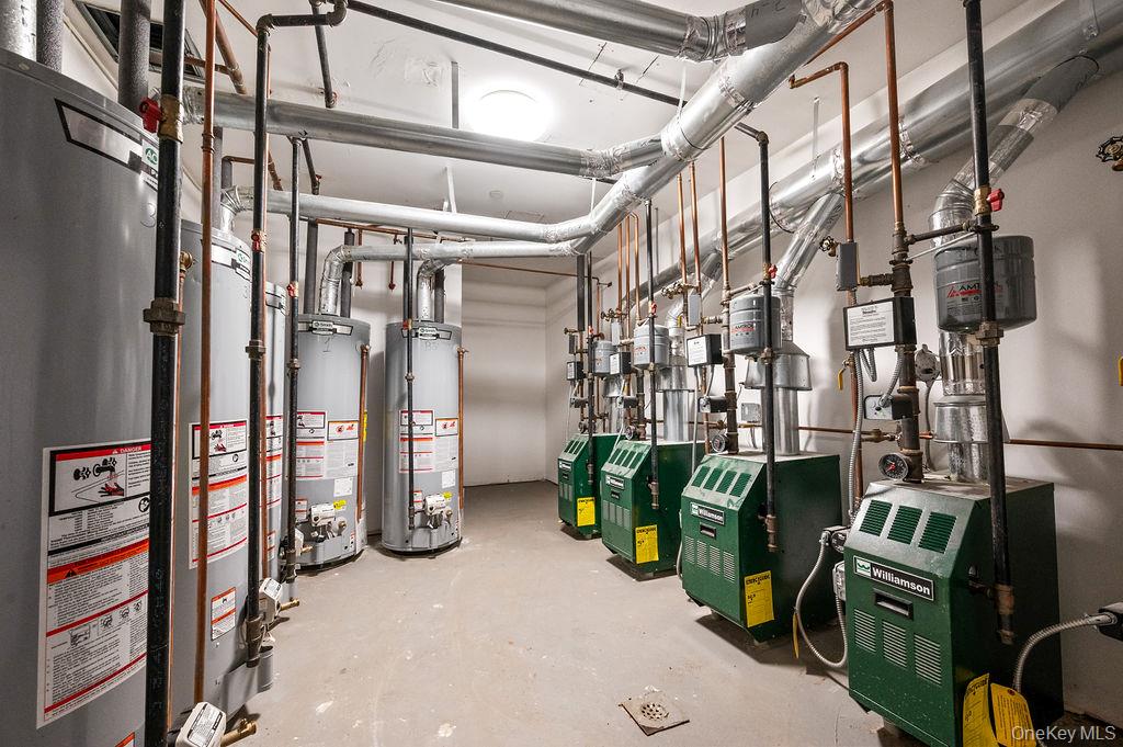 #12 photo, 16003 Sanford Avenue, クイーンズ区 Flushing , NY 11358