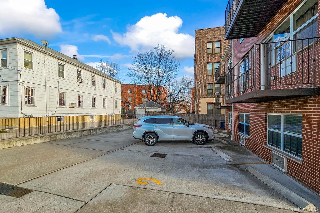 #15 photo, 16003 Sanford Avenue, クイーンズ区 Flushing , NY 11358