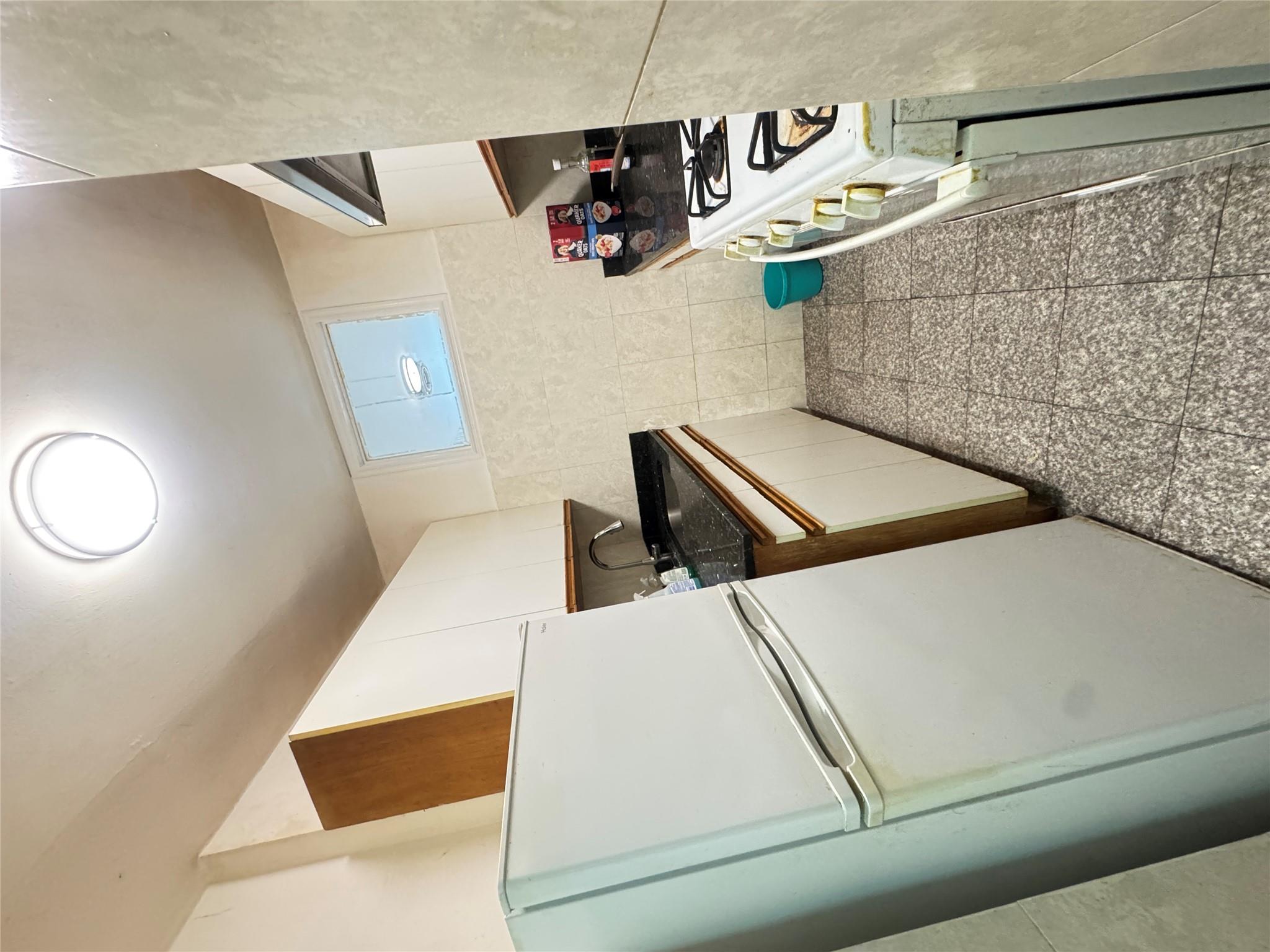 #10 photo, 3825 Parsons Boulevard, Flushing , NY 11354