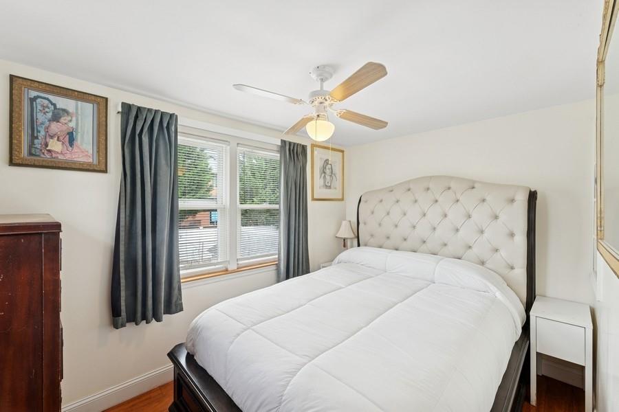 #13 photo, 3211 204th Street, كوينز Bayside , NY 11361