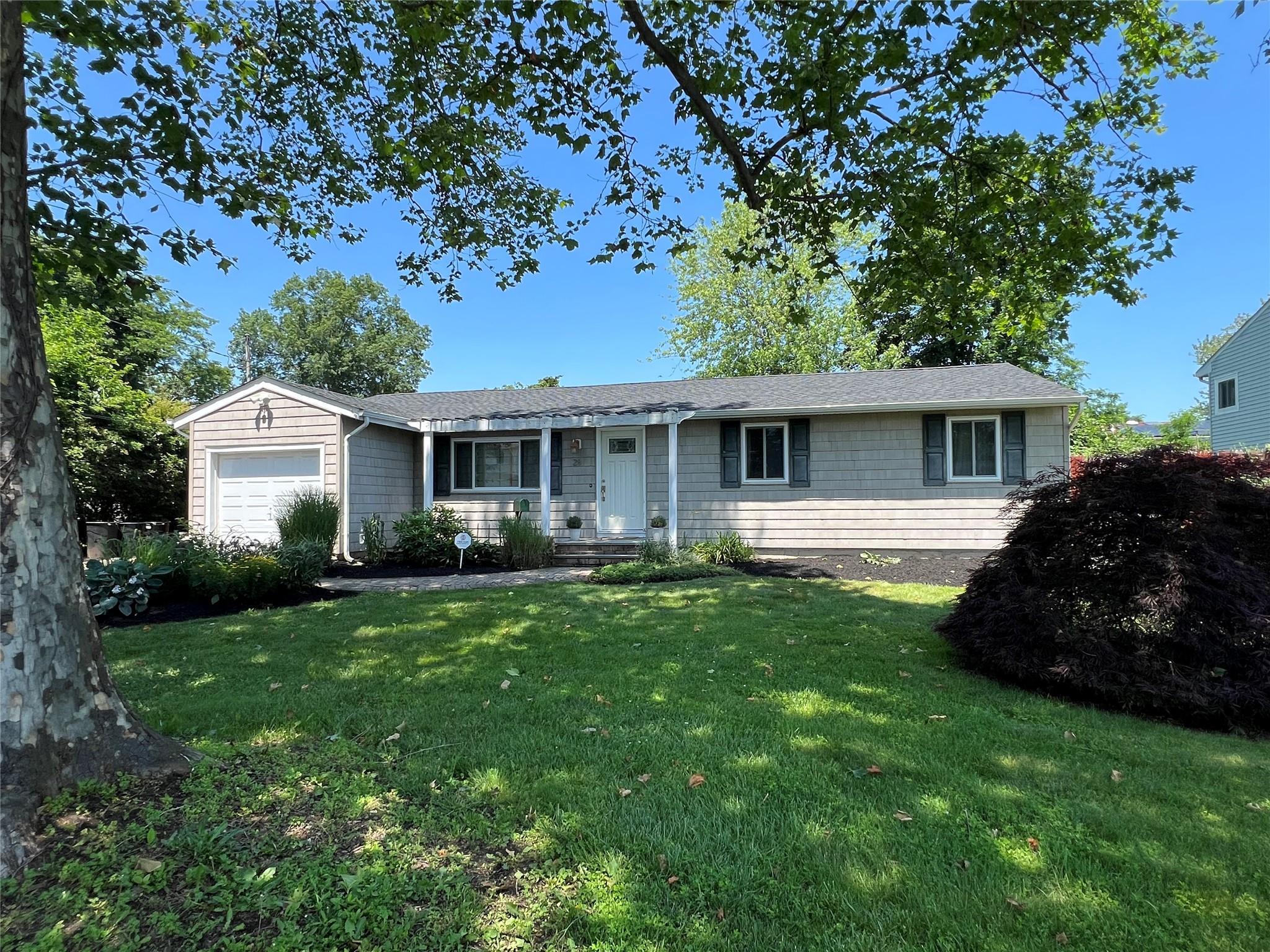 #1 photo, 28 Lenox Avenue, Central Islip , NY 11722