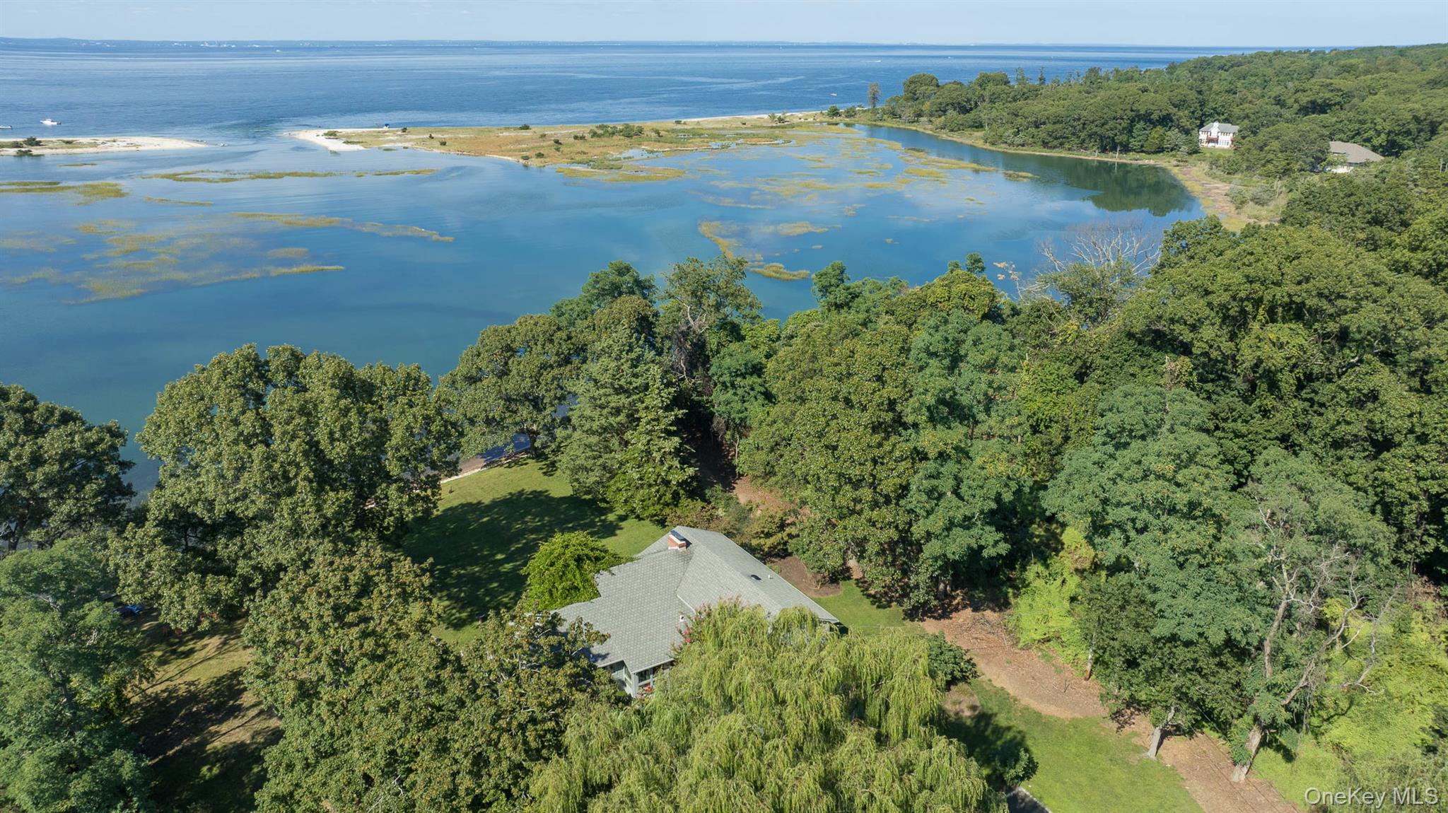 #2 photo, 5 Shore Drive, サフォーク郡 Setauket , NY 11733