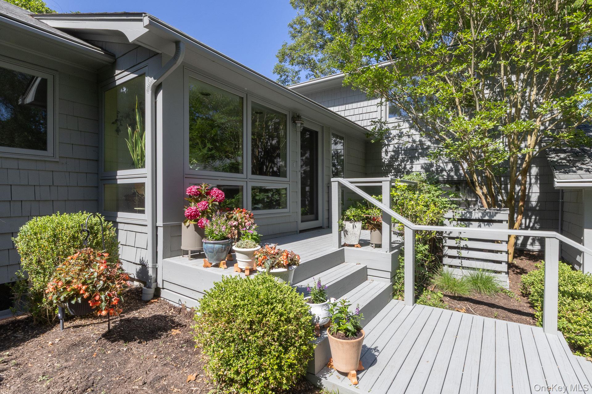 #3 photo, 5 Shore Drive, サフォーク郡 Setauket , NY 11733