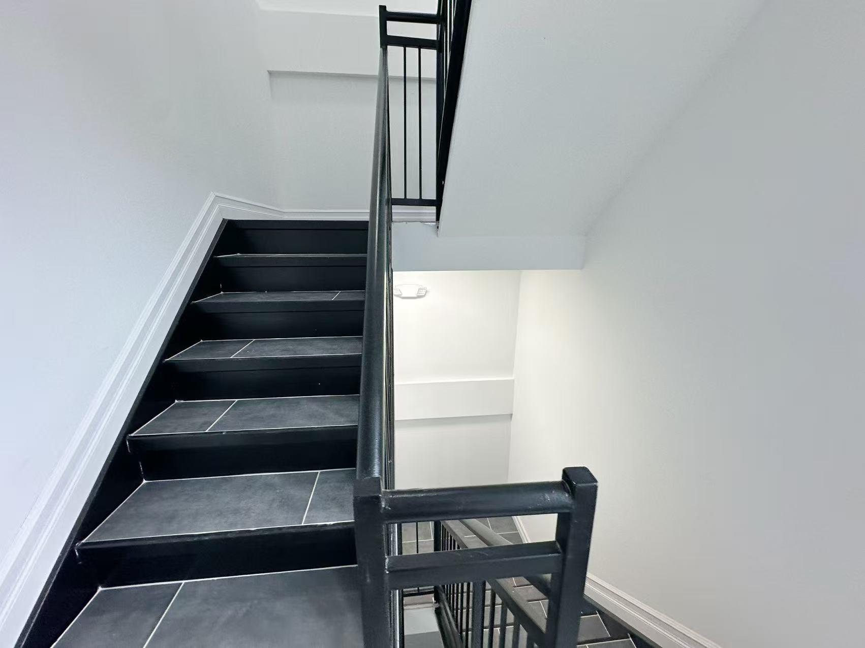 #13 photo, 33-03 213th Street, クイーンズ区 Bayside , NY 11361