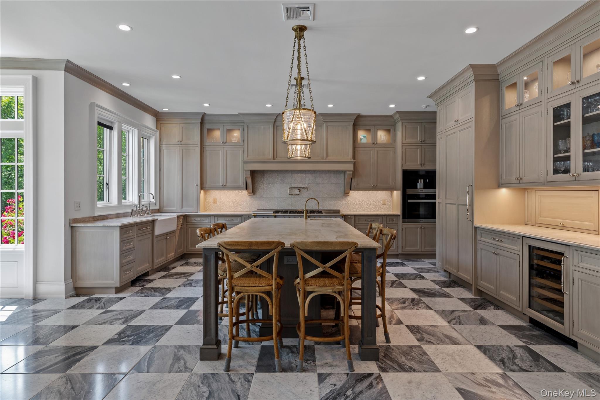 #12 photo, 22 Terrace Court, ナッソー郡 Old Westbury , NY 11568