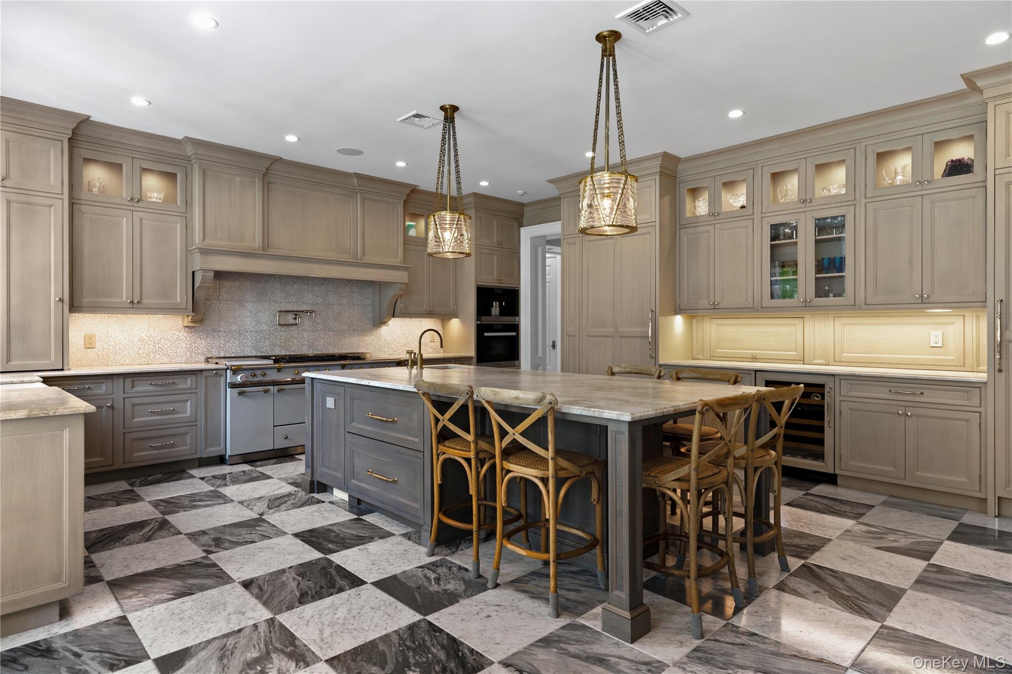 #13 photo, 22 Terrace Court, ナッソー郡 Old Westbury , NY 11568