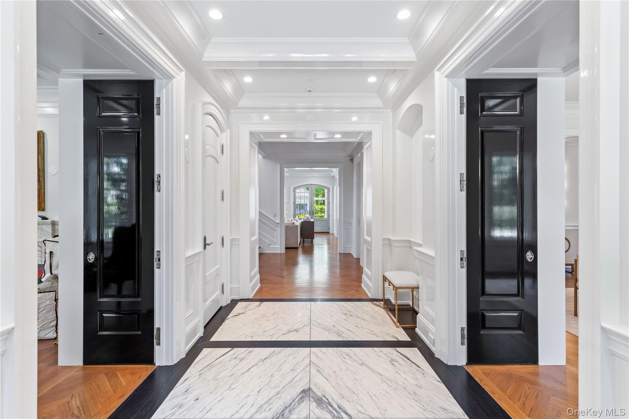 #18 photo, 22 Terrace Court, ナッソー郡 Old Westbury , NY 11568