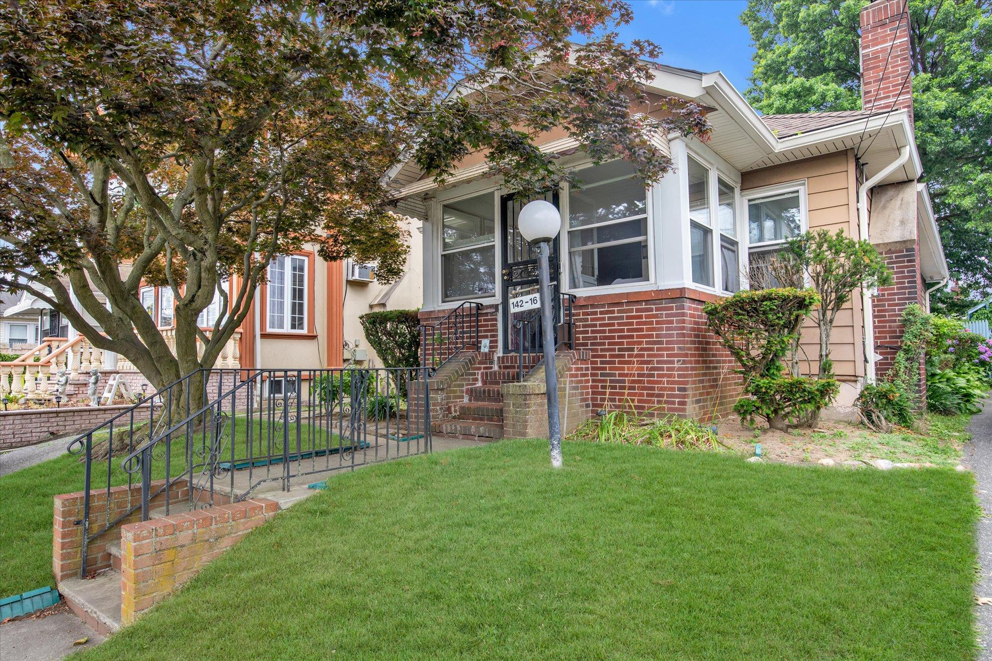 #1 photo, 142-16 223 Street, 皇后區 Laurelton , NY 11413