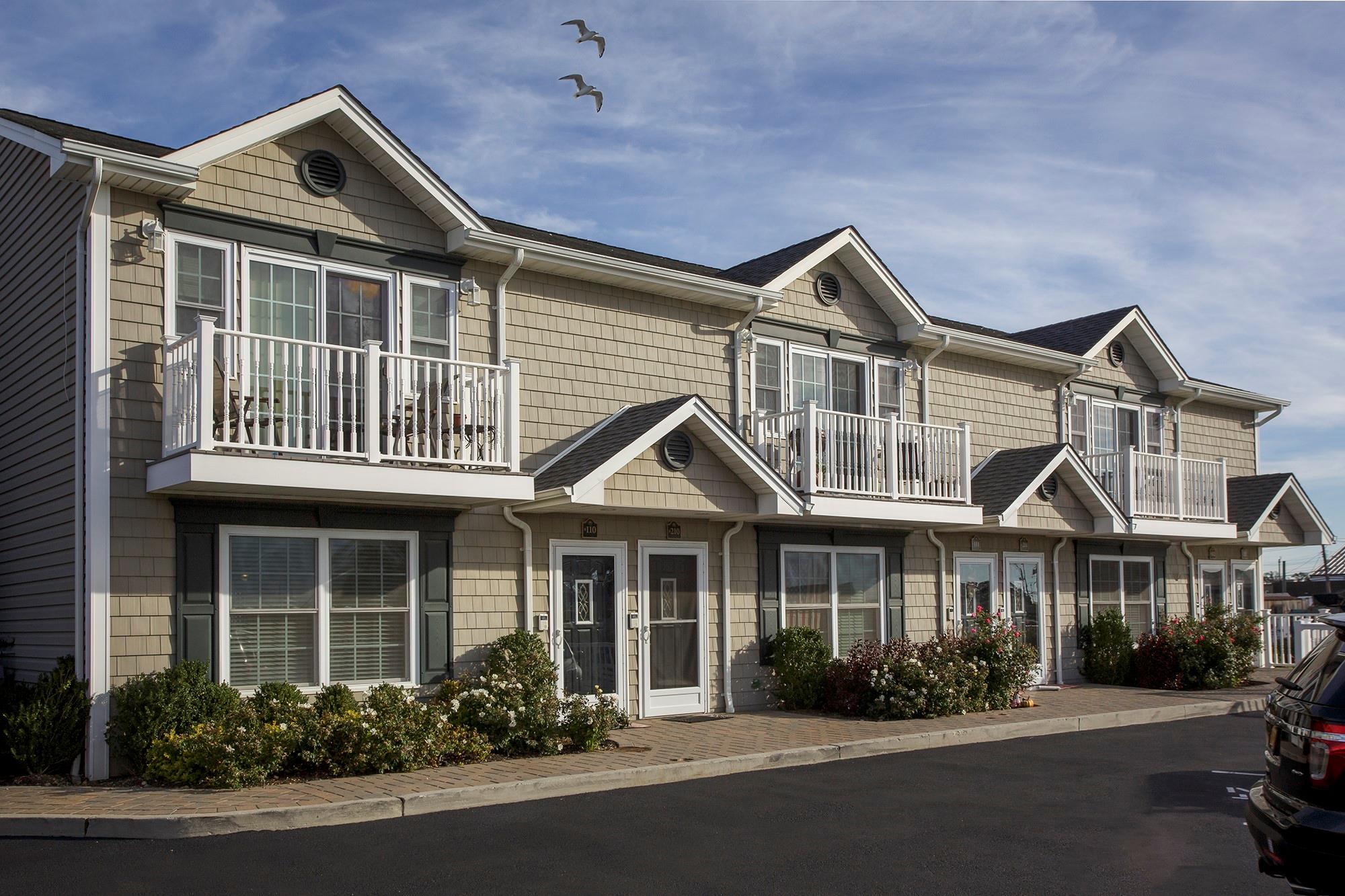 #3 photo, 60 Front Street, ナッソー郡 East Rockaway , NY 11518