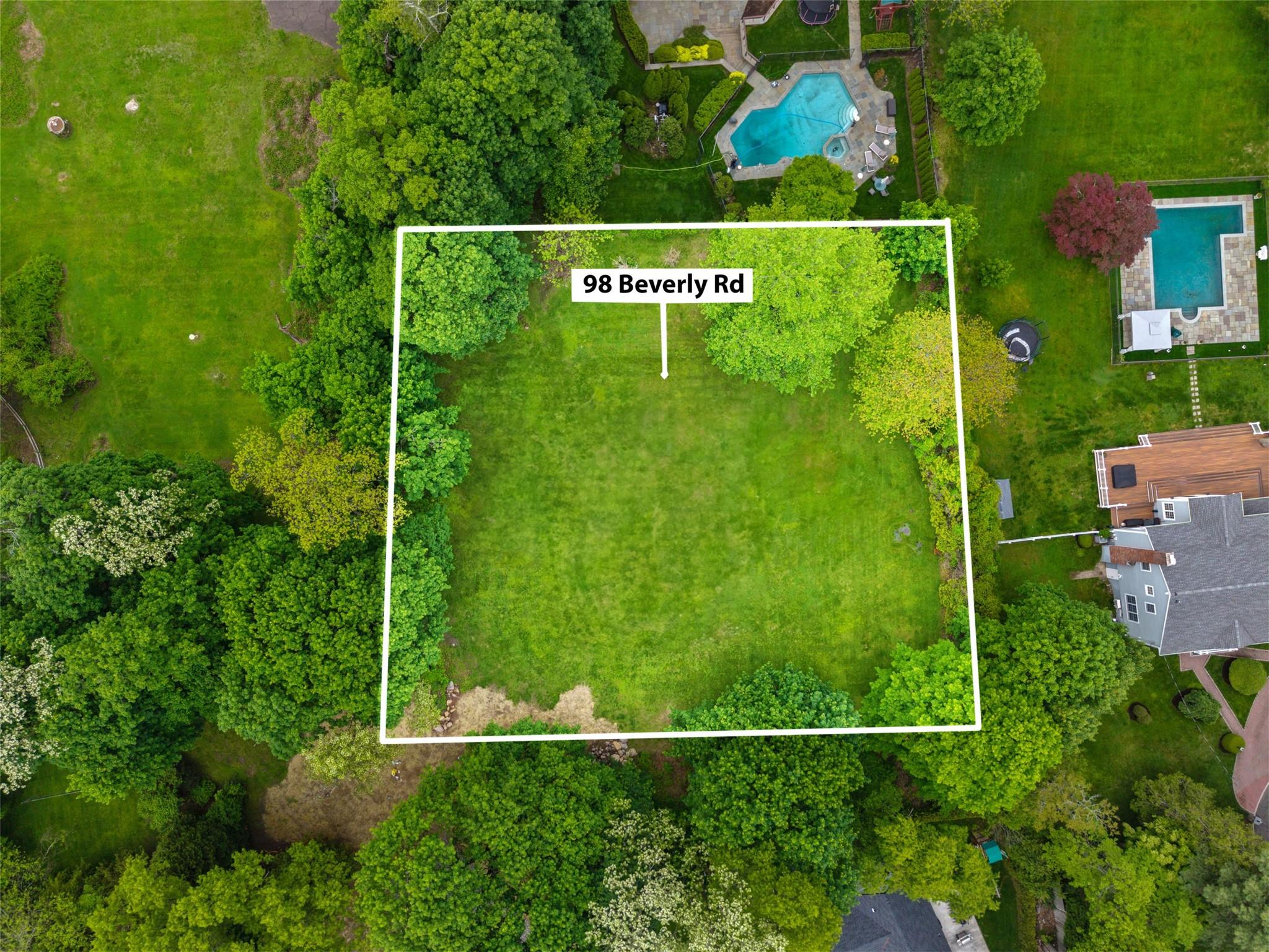 #2 photo, 98 Beverly Road, 紐約州 New Rochelle , NY 10804