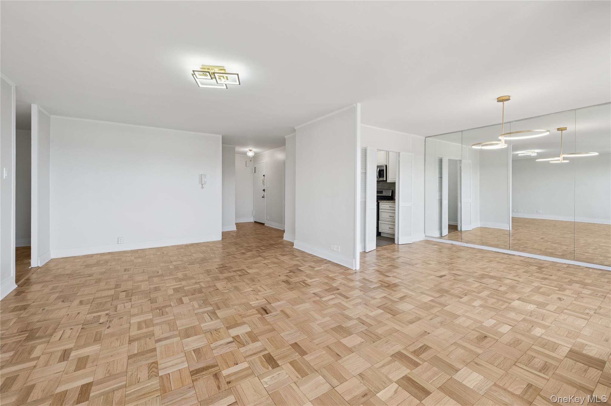 #5 photo, 2500 Johnson Avenue, ブロンクス区 Bronx , NY 10463