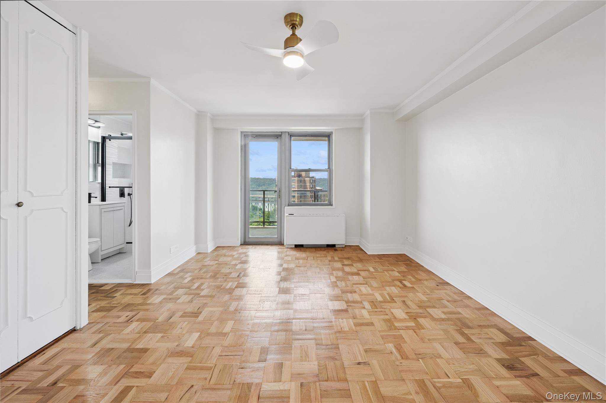 #9 photo, 2500 Johnson Avenue, ブロンクス区 Bronx , NY 10463