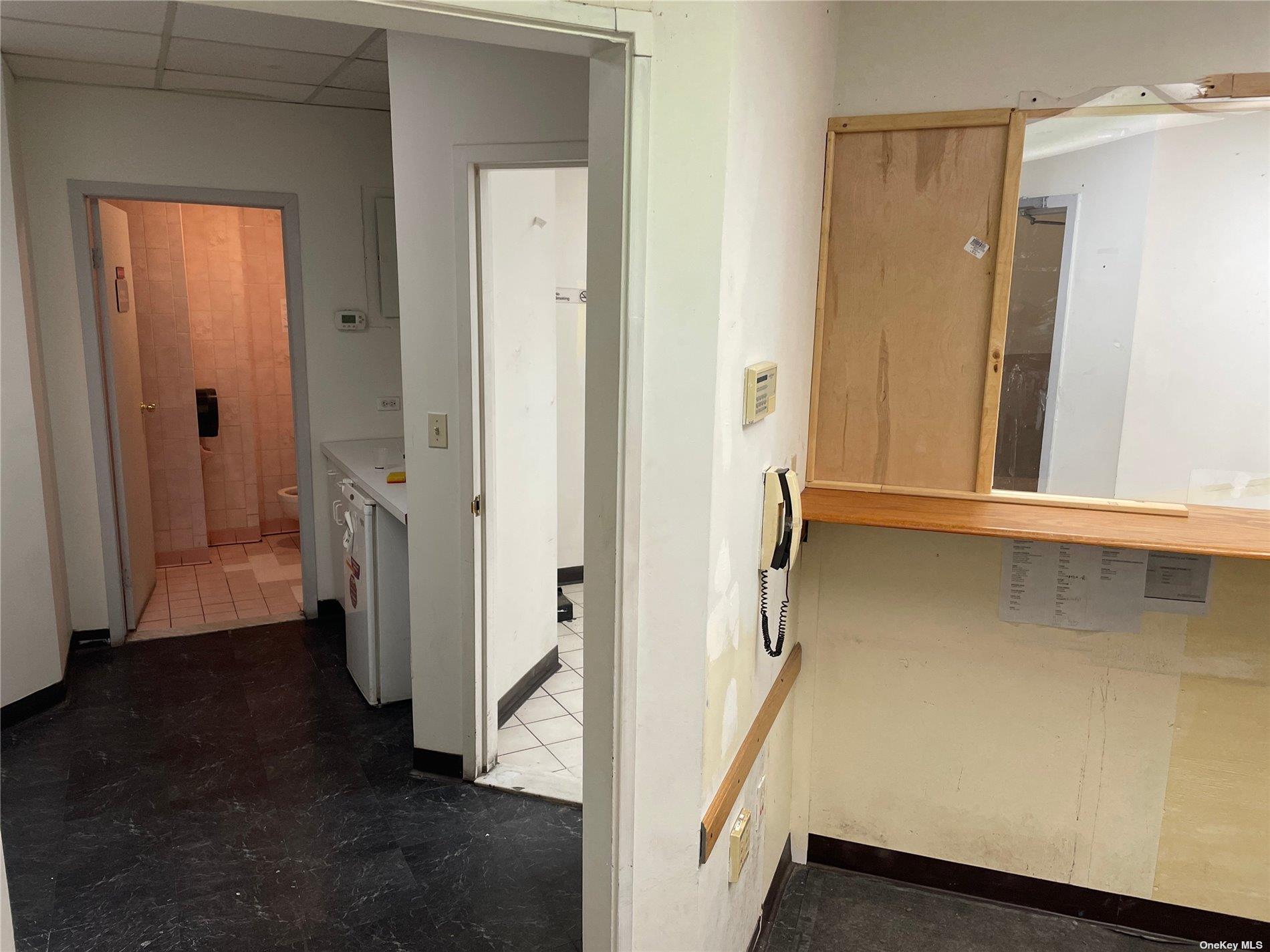 #5 photo, 40-11 Warren Street, クイーンズ区 Elmhurst , NY 11373