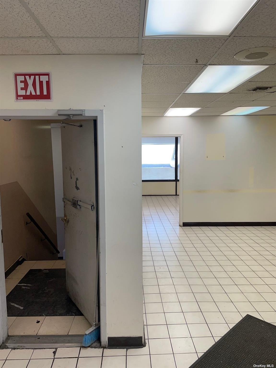 #6 photo, 40-11 Warren Street, クイーンズ区 Elmhurst , NY 11373