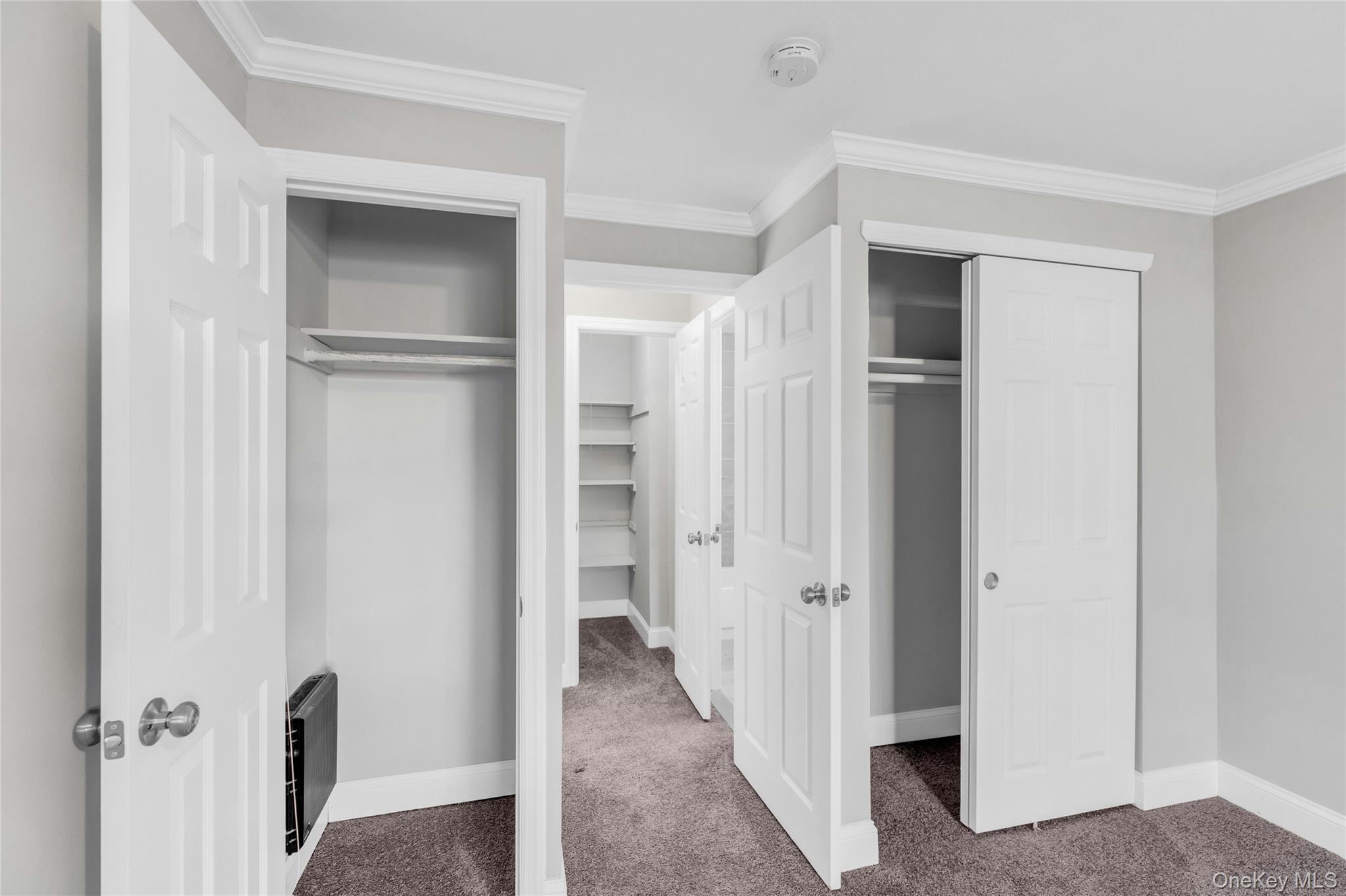 #14 photo, 35 Newbrook, サフォーク郡 Bay Shore , NY 11706