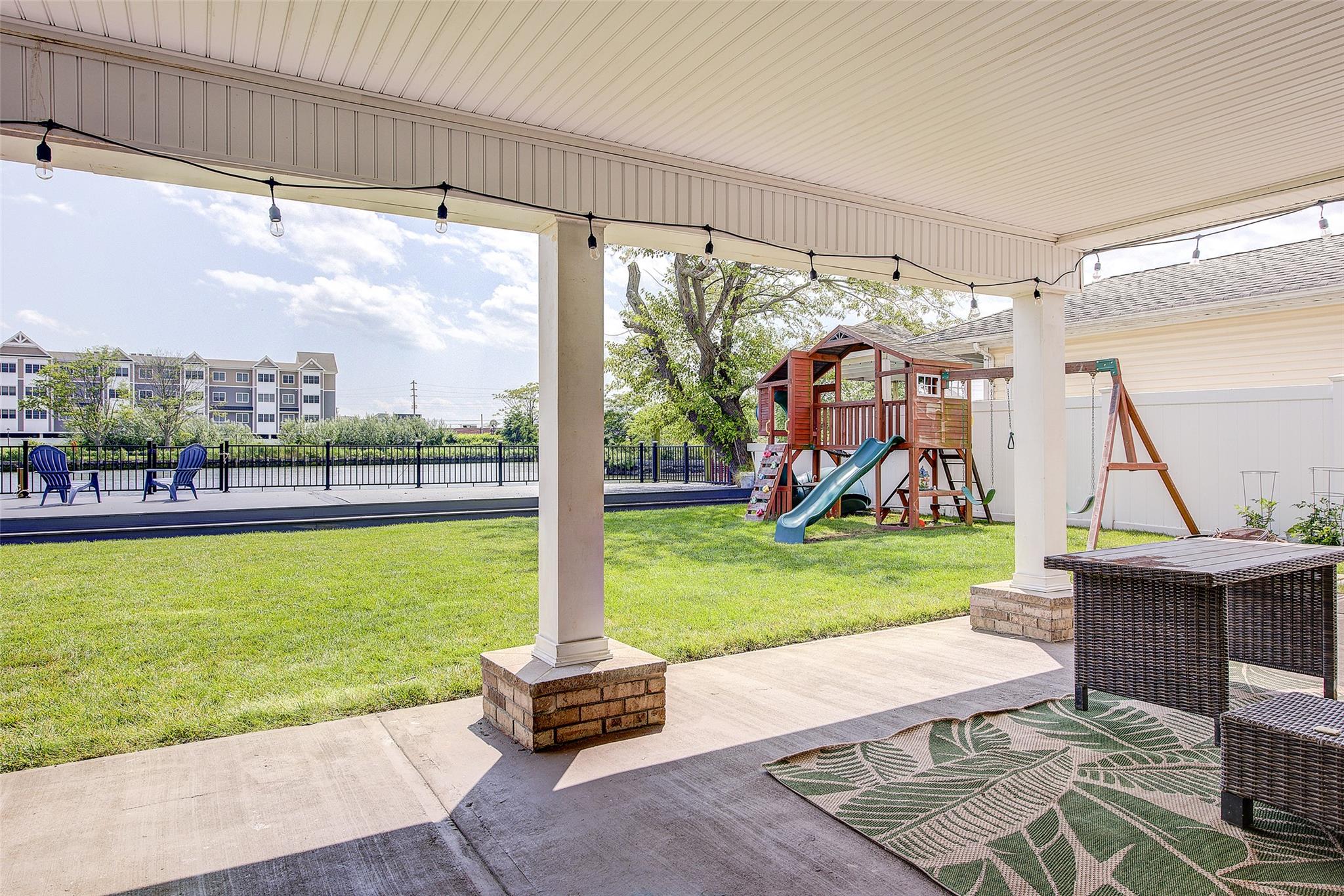 #10 photo, 615 Pearl Street, ナッソー郡 Oceanside , NY 11572