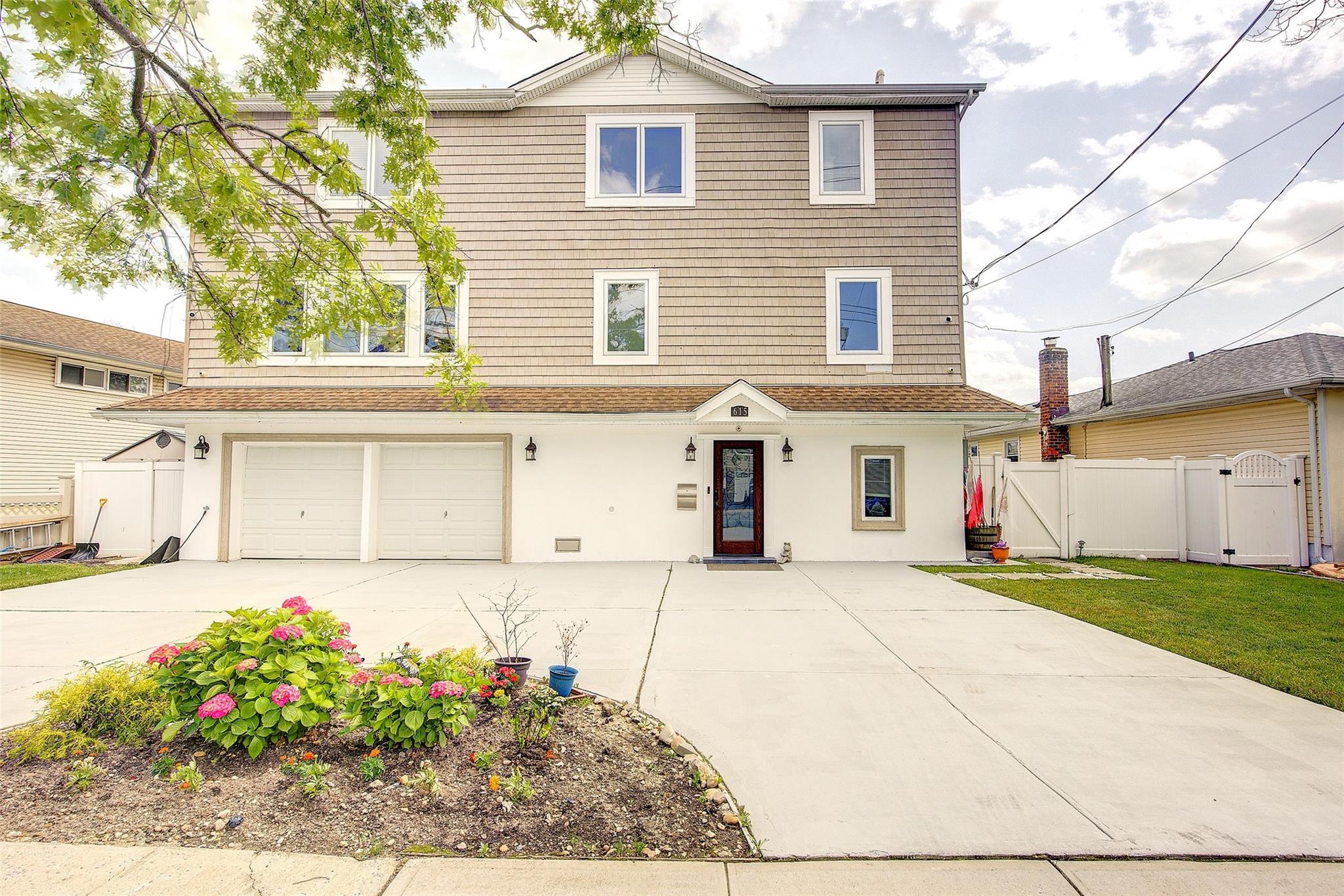 #3 photo, 615 Pearl Street, ナッソー郡 Oceanside , NY 11572