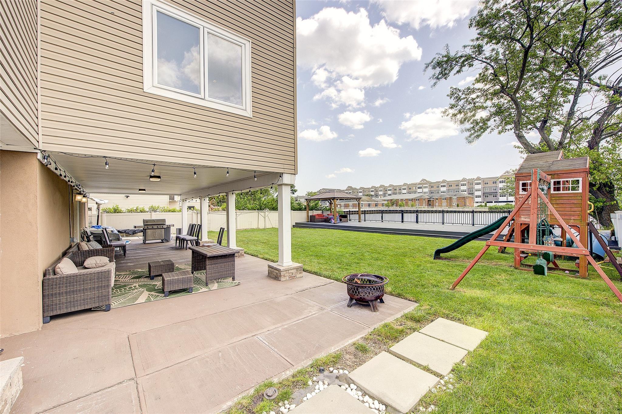 #6 photo, 615 Pearl Street, ナッソー郡 Oceanside , NY 11572