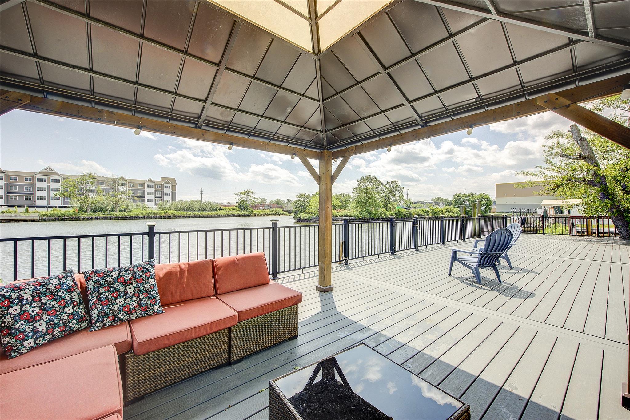 #9 photo, 615 Pearl Street, ナッソー郡 Oceanside , NY 11572