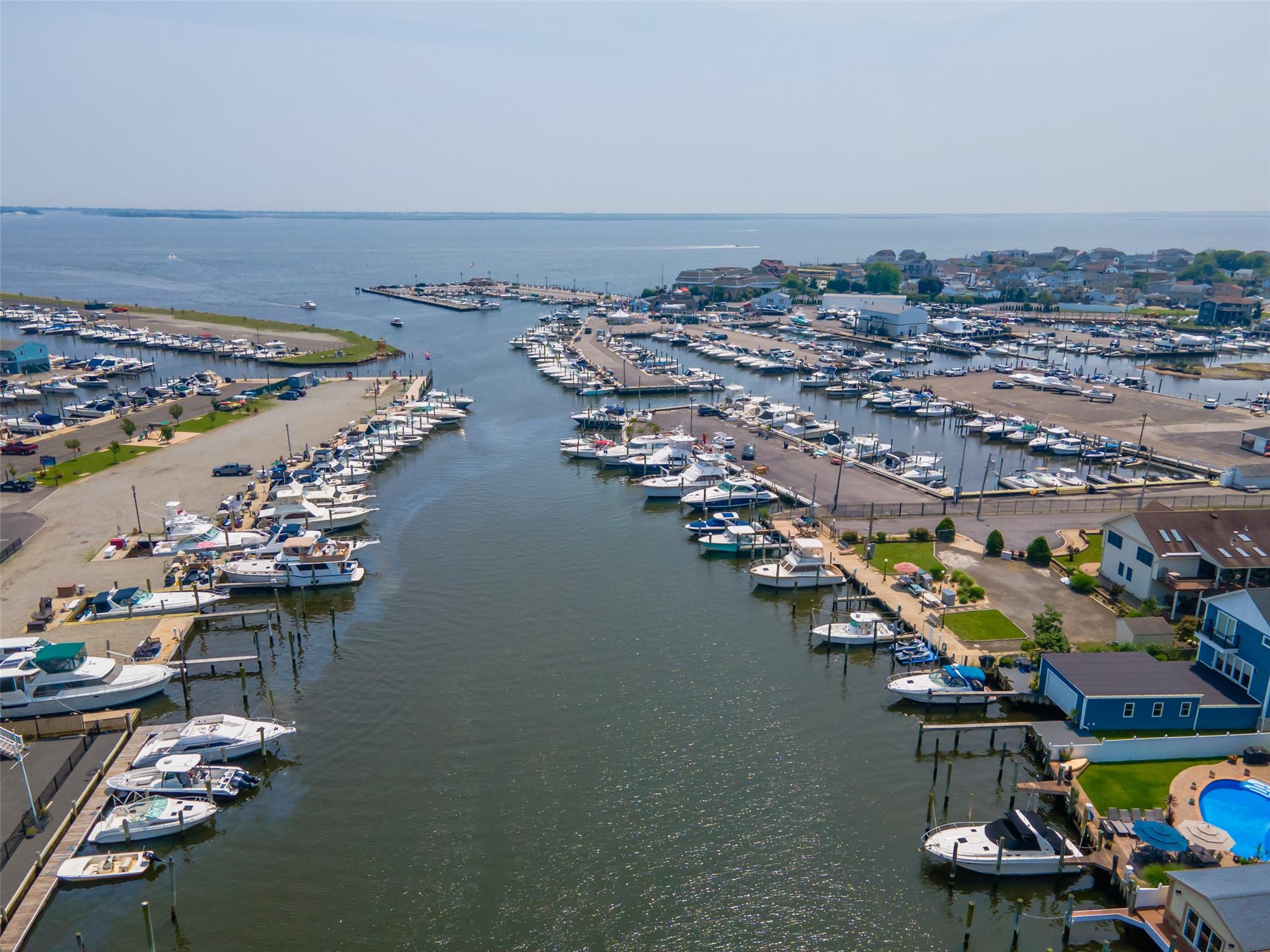 #6 photo, 390 E Shore Road, サフォーク郡 Lindenhurst , NY 11757