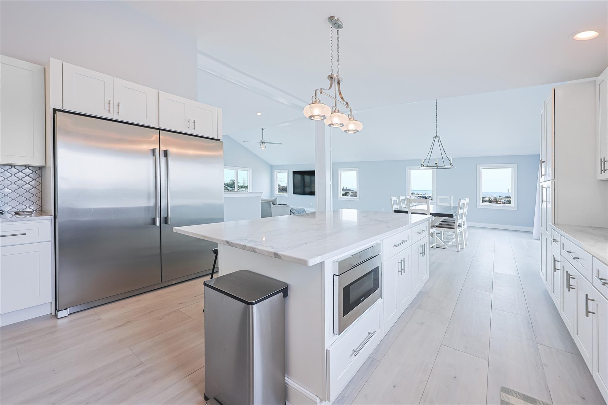 #7 photo, 390 E Shore Road, サフォーク郡 Lindenhurst , NY 11757