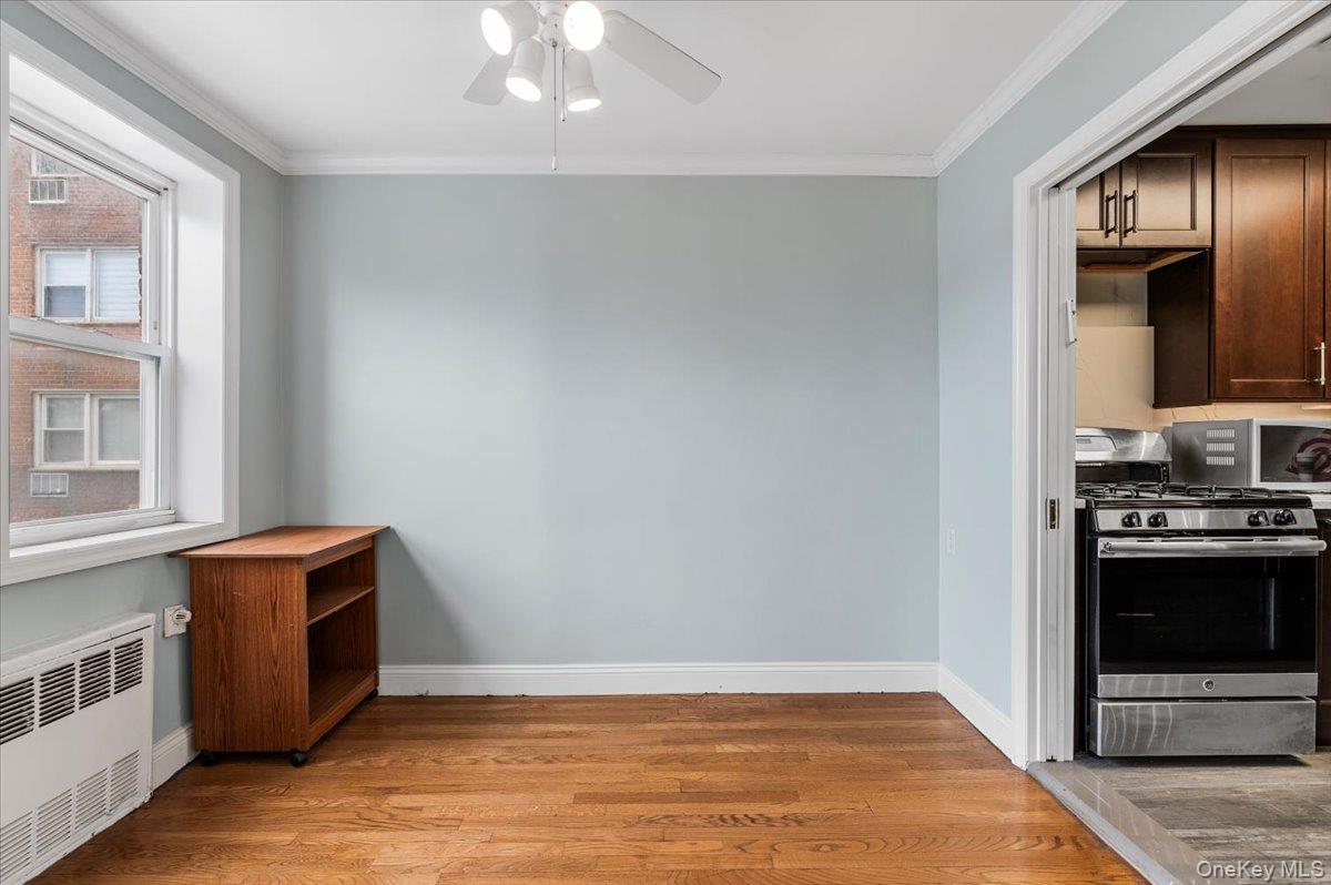 #16 photo, 833 Central Avenue, クイーンズ区 Far Rockaway , NY 11691