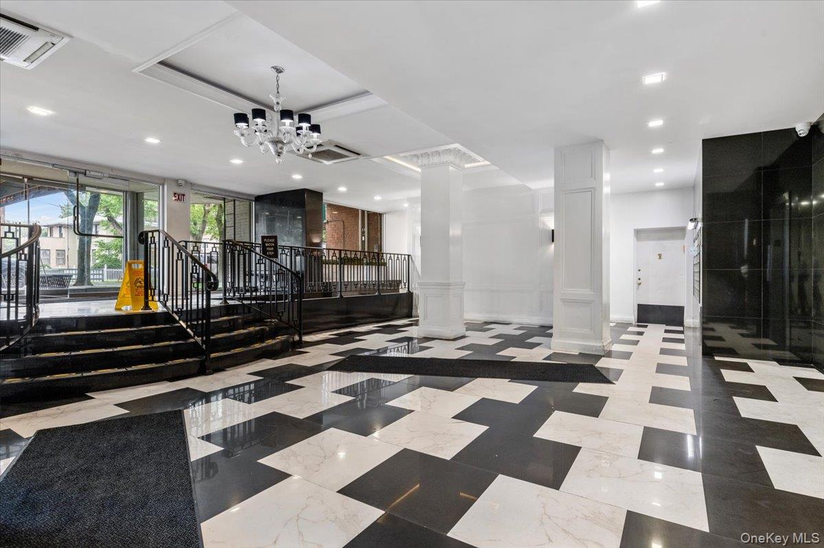 #2 photo, 833 Central Avenue, クイーンズ区 Far Rockaway , NY 11691